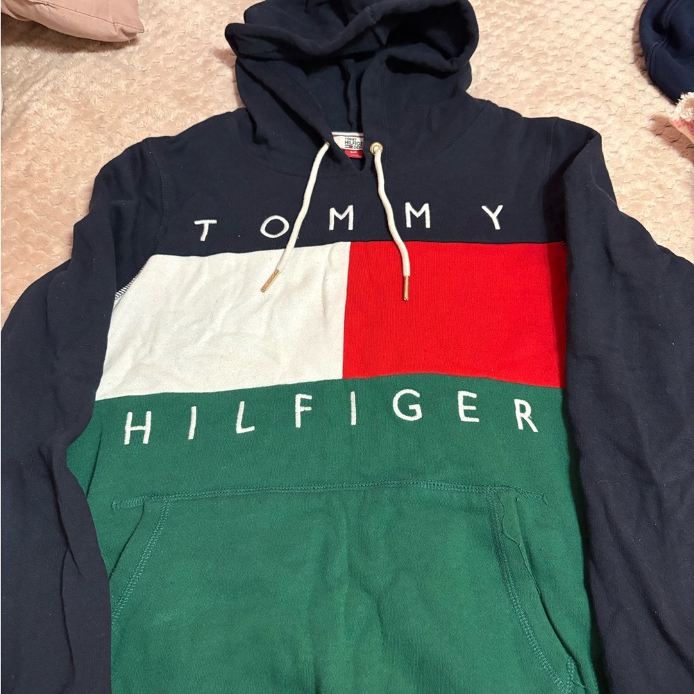 Tommy Hilfiger Women’s Hoodie - Navy, Red, Green, and White